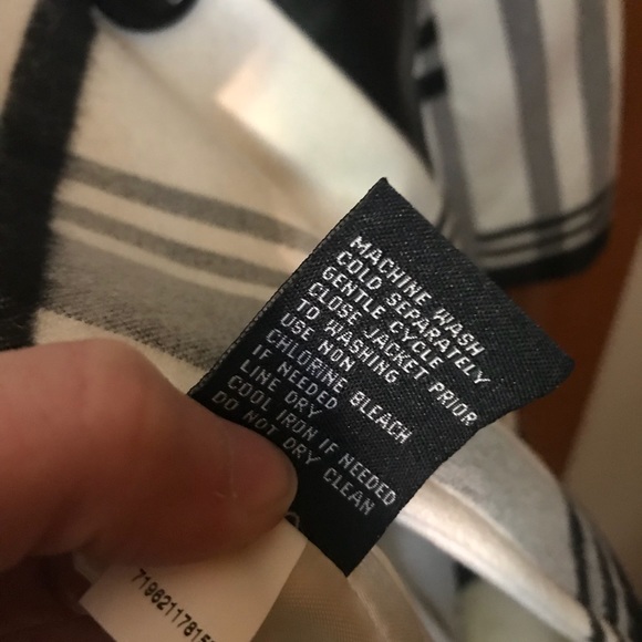 Ladies coat - Picture 7 of 7